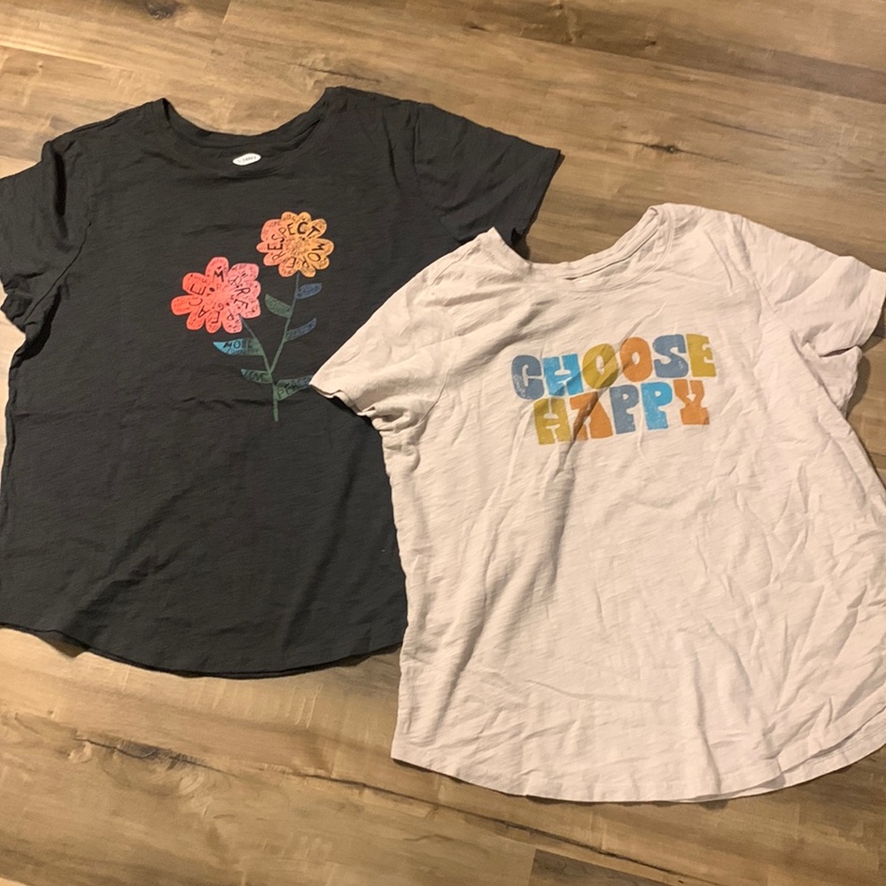 Set of 2 Old Navy Everywear Graphic Tees (XL)